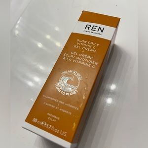 REN Radiance Glow Daily Vitamin C Gel Cream - NWT